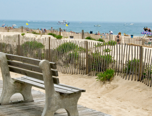 Summer Spending vs. Saving: How to Enjoy Both